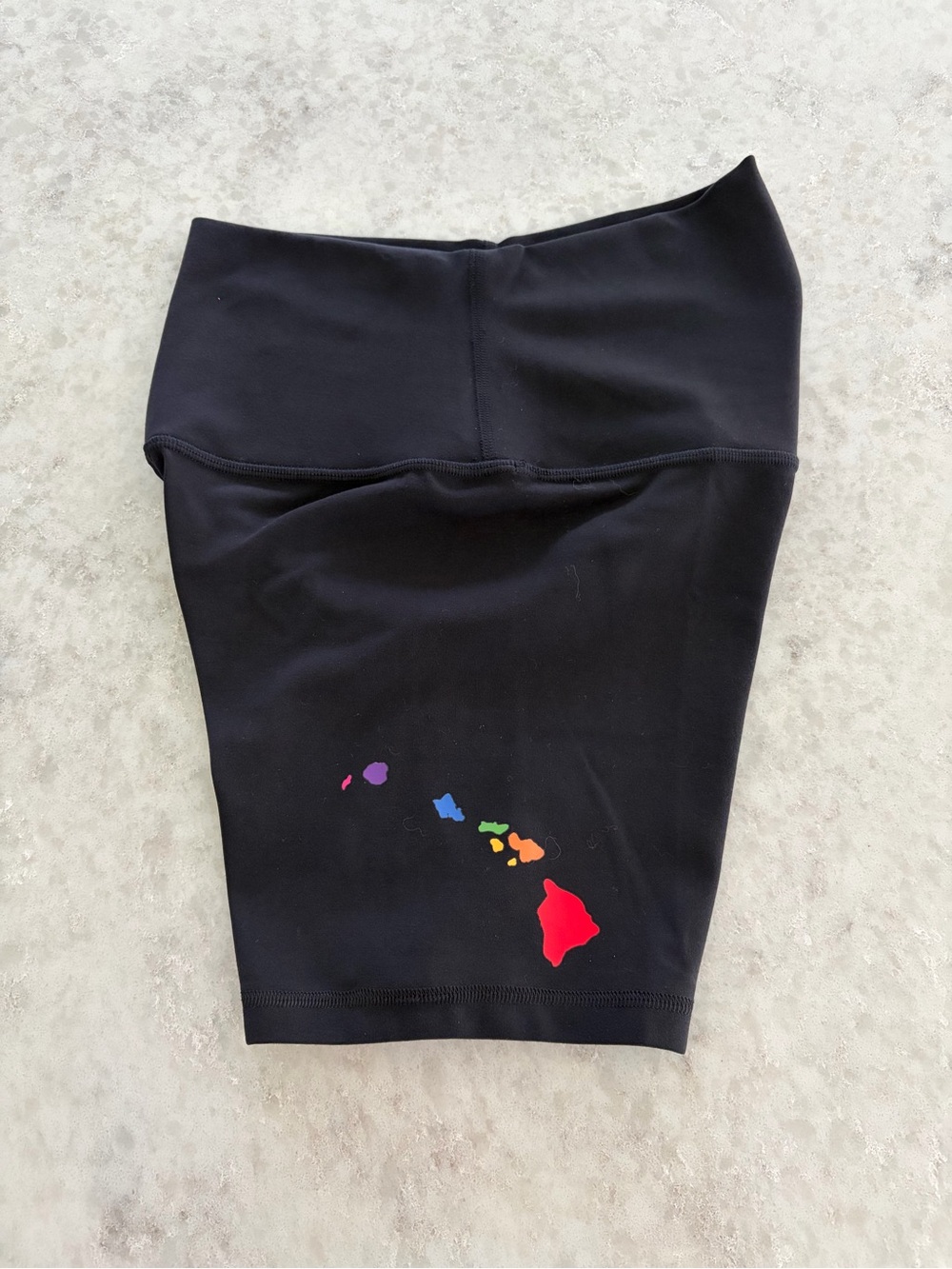 Lululemon Hawaii Rainbow Align Bike Shorts - Black / Size 4 Rare